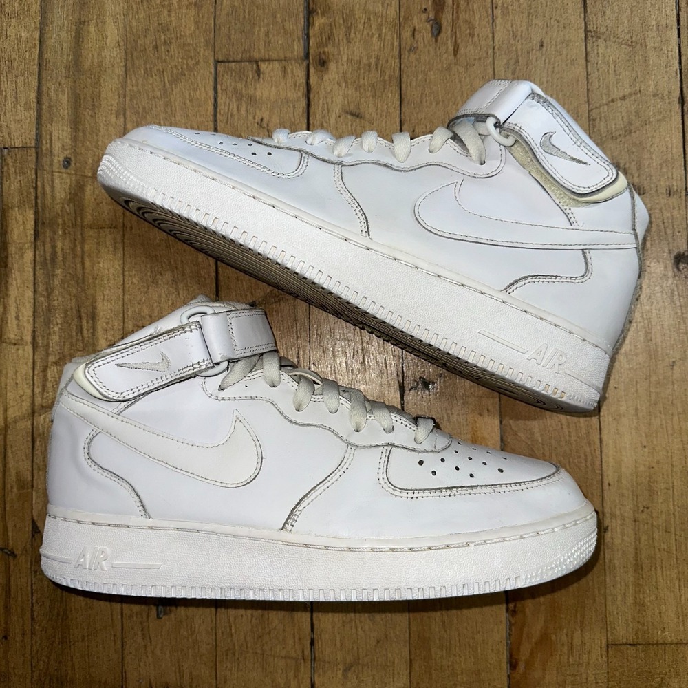 Nike Sneakers Men's Size 9 White‎ Air Force 1 Mid Top Lace Up Running & Jogging